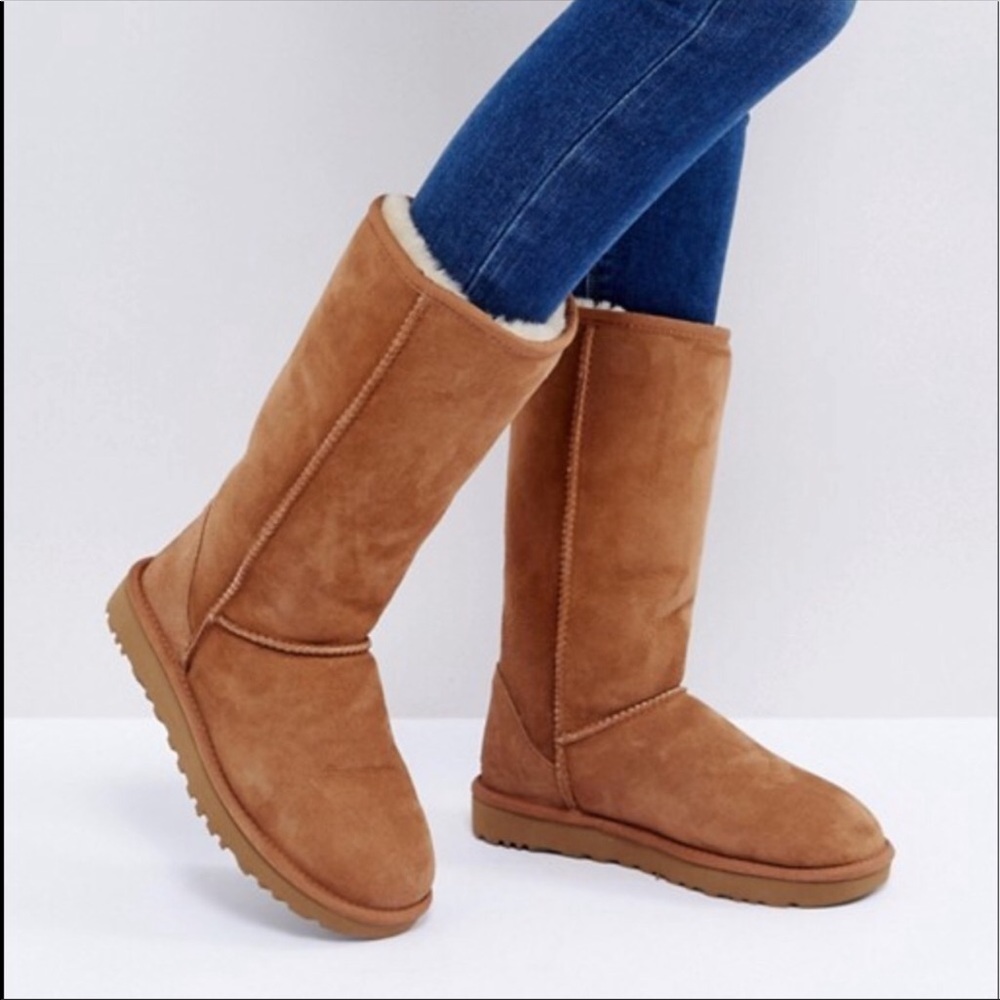 UGG 🔴 Tall Chestnut Uggs